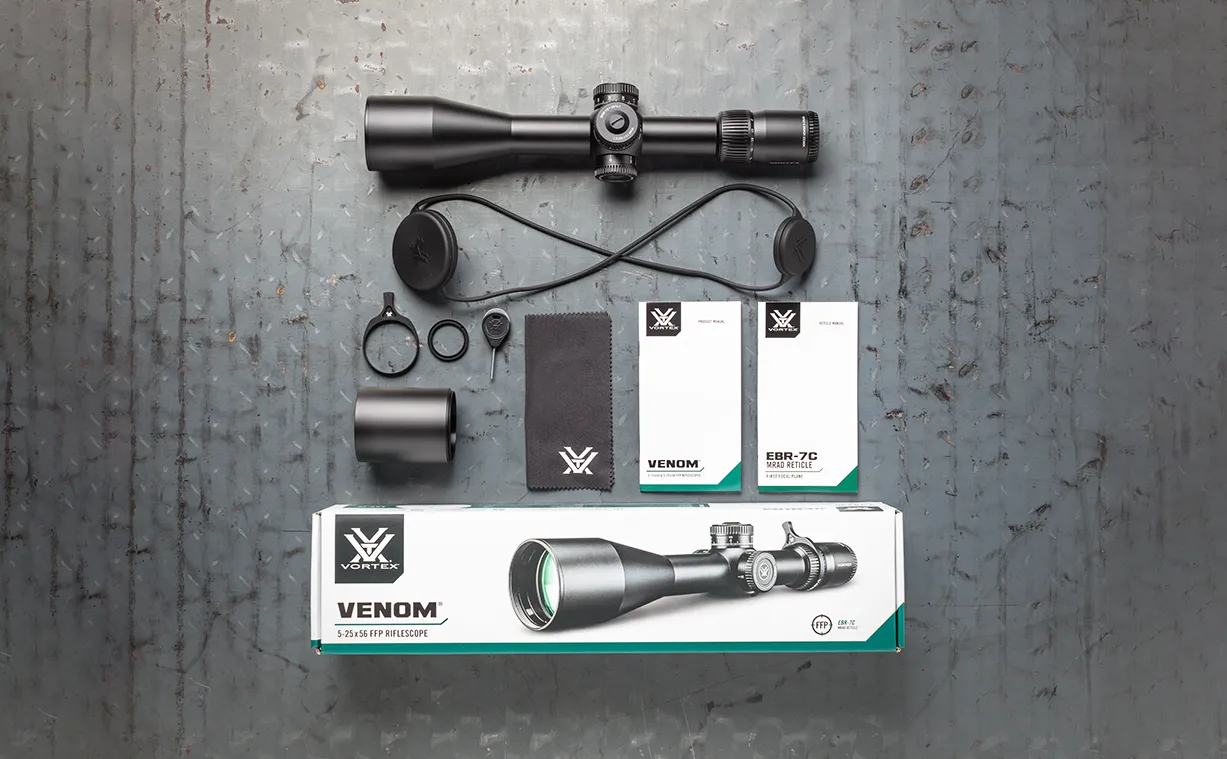 Obsah balenia Crossfire HD 8×42