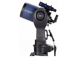 Meade LX200 8'' F/10 ACF so štandardným poľným statívom teleskop