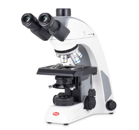 Motic Mikroskop Panthera C2, trinokulárny, infinity, plan achromatický, 40×–1000×, 10×/22 mm, halogén/LED