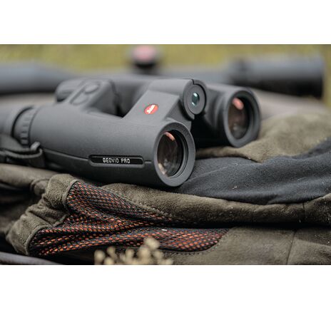 Ďalekohľad Leica Geovid PRO 10x32 s diaľkomerom, image-12