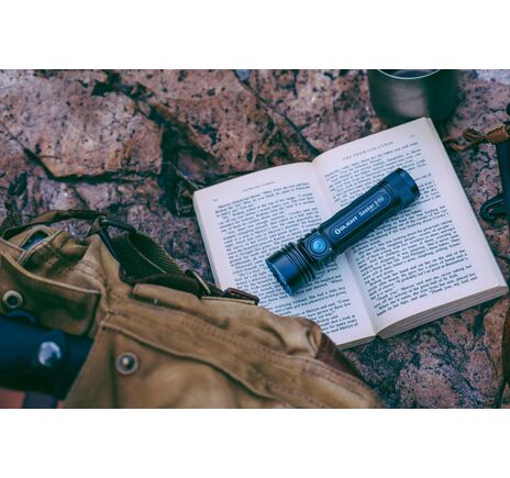 LED baterka Olight Seeker 3 PRO 4200 lm čierna  , image-4