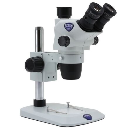 Optika Zoom-stereomikroskop SZO-2, trinokulárny, 6,7×–45×, stĺpový statív, bez osvetlenia