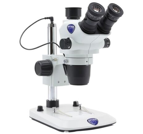 Optika Zoom-stereomikroskop SZO-4, trinokulárny, 6,7×–45×, stĺpový statív, dopadajúce a prechádzajúce svetlo