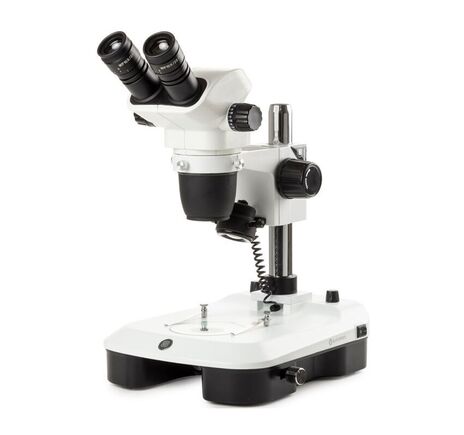 Euromex Zoom-stereomikroskop NZ.1702-M, 6.5–55x, stĺpový stojan, prechádzajúce a dopadajúce svetlo, binokulárny, tmavé pole, embryológia