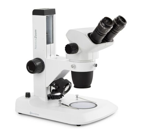 Euromex Zoom-stereomikroskop NexiusZoom EVO NZ.1702-S, 6.5–55x, ozubený stojan, 3W LED, prechádzajúce a dopadajúce svetlo, binokulárny