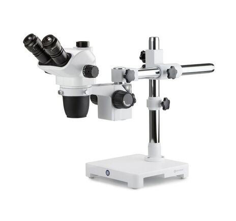 Euromex Zoom-stereomikroskop NZ.1703-U, NexiusZoom, 6.5–55x, jedno-ramenný stojan, bez osvetlenia, trinokulárny