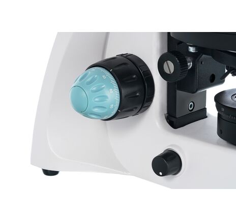 Polarizačný trinokulárny mikroskop Levenhuk 500T POL, image-8