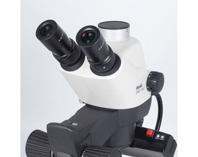 Motic Zoom-stereomikroskop GM-161, trinokulárny, fluorescenčný, 7,5×–45×, prac. vzdialenosť 110 mm