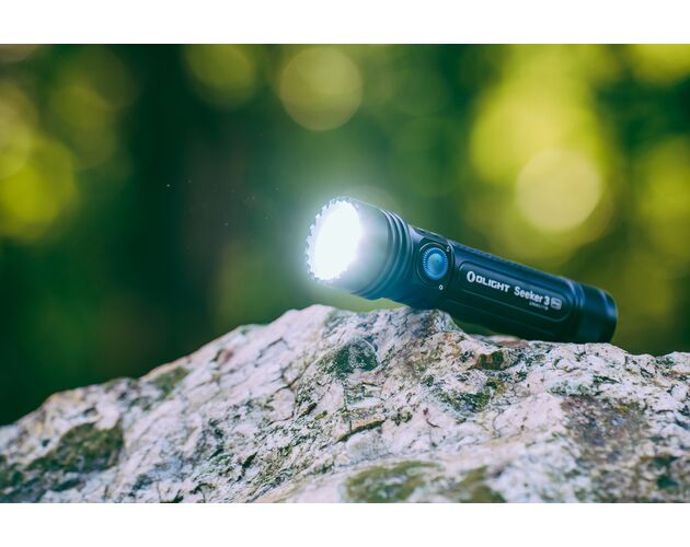 LED baterka Olight Seeker 3 PRO 4200 lm čierna  , image-3