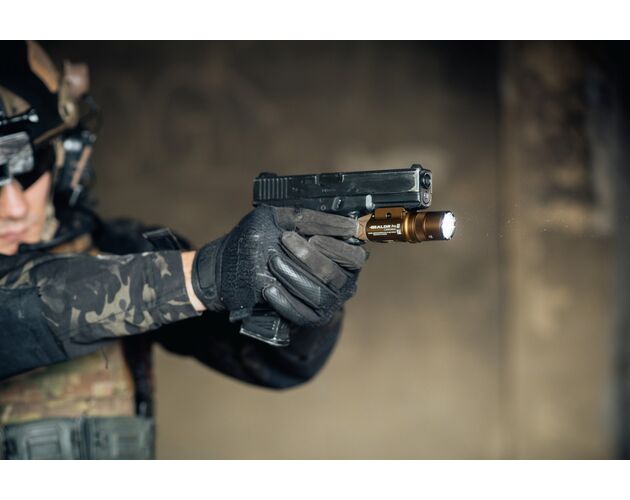 Svetlo na zbraň Olight BALDR PRO R Desert Tan 1350 lm – zelený laser   , image-10