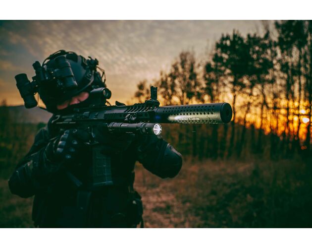 Svetlo na zbraň Olight Odin GL-M 1500 lm - zelený laser  , image-15
